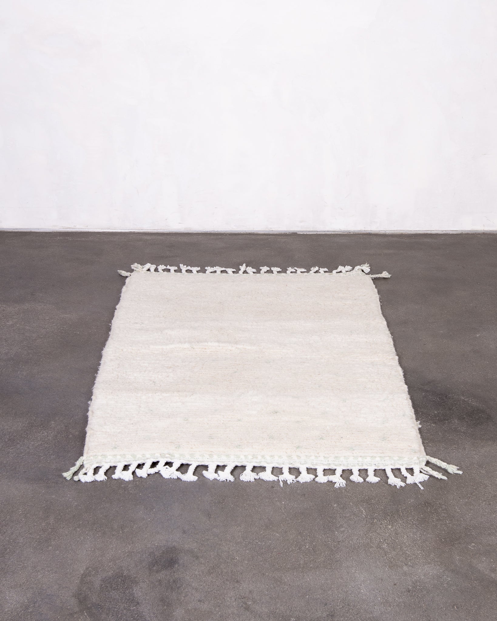 Modern designer handcrafted Berber rug from morocco Beniourain with beautiful colors and patterns